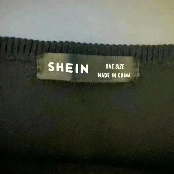 Shein Black Crop Top Black Size One Size - Picture 4 of 4